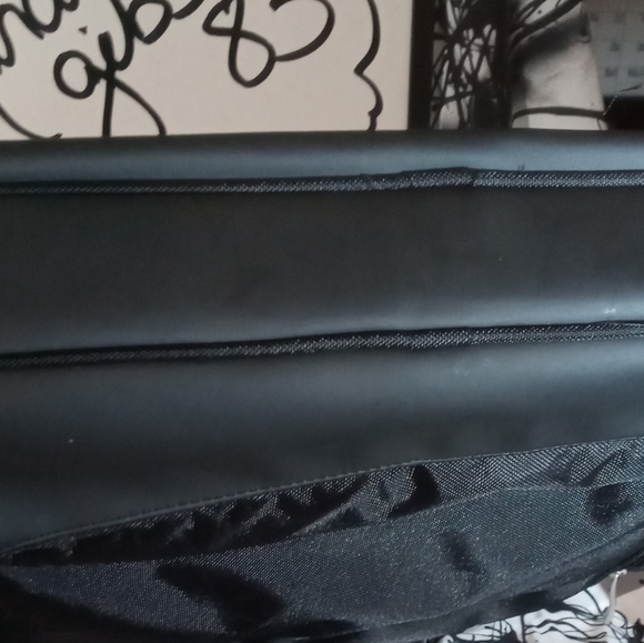 BLACK DELL LAPTOP CASE - Picture 6 of 6